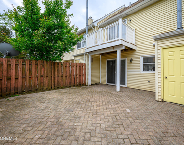 7 Heritage Terrace - Photo Thumbnail 34