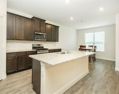 3016 Cerro Ranch Road - Photo Thumbnail 9