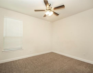 3016 Cerro Ranch Road - Photo Thumbnail 17
