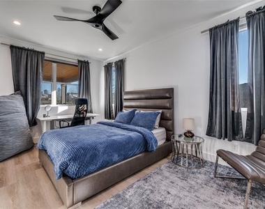 2308 Douglas Avenue - Photo Thumbnail 18
