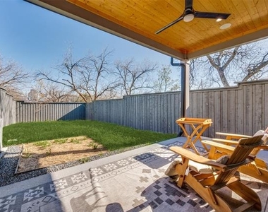 2308 Douglas Avenue - Photo Thumbnail 21