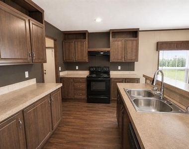 209 Lewald Lane - Photo Thumbnail 3
