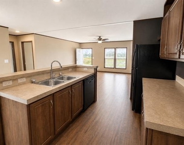 209 Lewald Lane - Photo Thumbnail 2