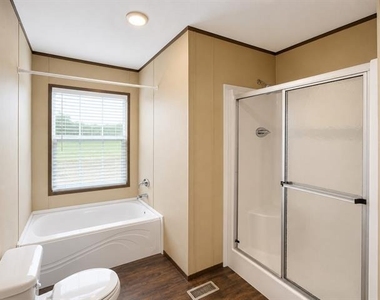 209 Lewald Lane - Photo Thumbnail 7
