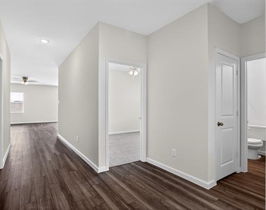 4725 Harlequin Drive - Photo Thumbnail 6