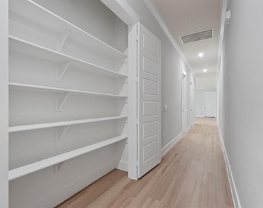 8401 Casita - Photo Thumbnail 15
