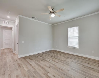 8509 Bliss Avenue - Photo Thumbnail 19