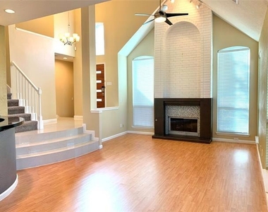 1410 Indian Lake Trail - Photo Thumbnail 2