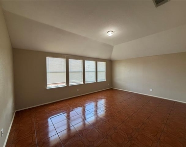 1343 Marvin Gardens - Photo Thumbnail 12