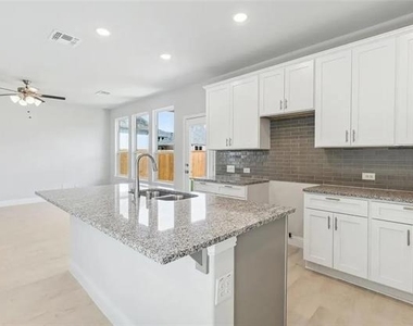 905 Sicily Boulevard - Photo Thumbnail 1