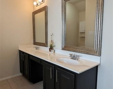 5117 Sweetgum Court - Photo Thumbnail 23