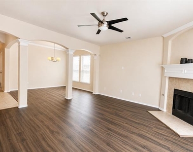 5117 Sweetgum Court - Photo Thumbnail 6