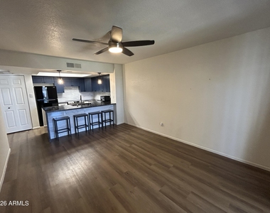 4730 W Northern Avenue - Photo Thumbnail 4