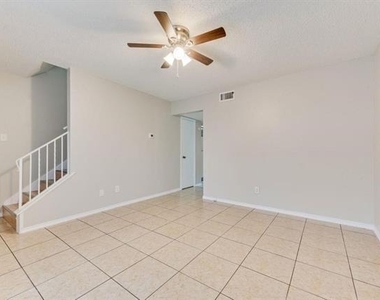 1728 Sanford - Photo Thumbnail 3