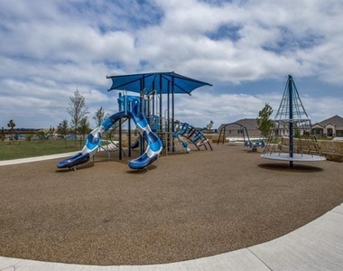 4913 Sagerun Drive - Photo Thumbnail 22