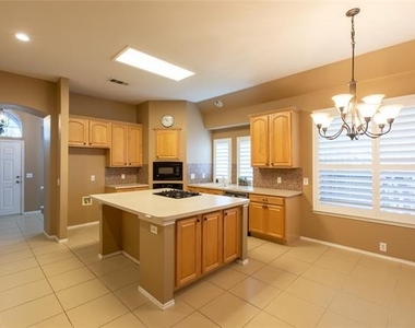 11259 Blackhawk - Photo Thumbnail 8