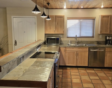 14837 N El Sobrante Avenue - Photo Thumbnail 6