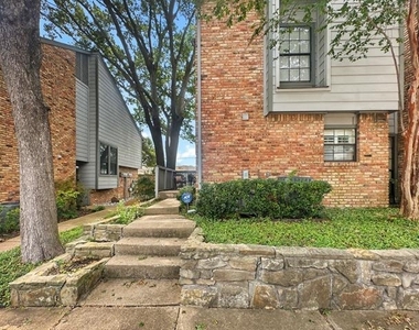 15151 Berry Trail - Photo Thumbnail 18