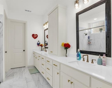 8869 Bailey Street - Photo Thumbnail 19