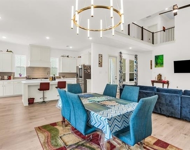8869 Bailey Street - Photo Thumbnail 10