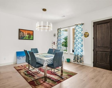 8869 Bailey Street - Photo Thumbnail 9