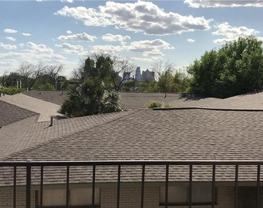 5916 Gaston Avenue - Photo Thumbnail 19
