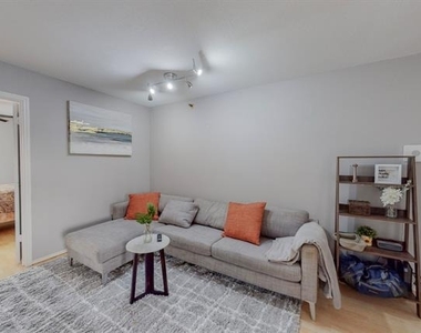 5916 Gaston Avenue - Photo Thumbnail 1