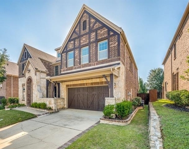 7340 Beranger Drive - Photo Thumbnail 1