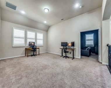 7340 Beranger Drive - Photo Thumbnail 19