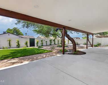 5407 W Holly Street - Photo Thumbnail 7