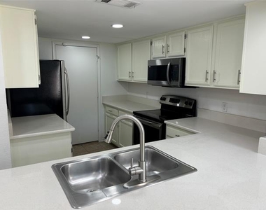 8400 Hickory Street - Photo Thumbnail 3