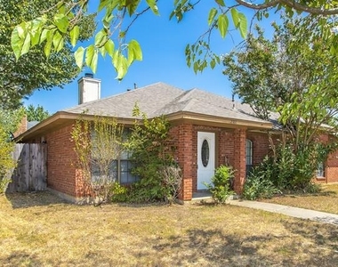 2301 Kingsford Court - Photo Thumbnail 1