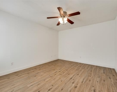 1732 Delaford Court - Photo Thumbnail 23