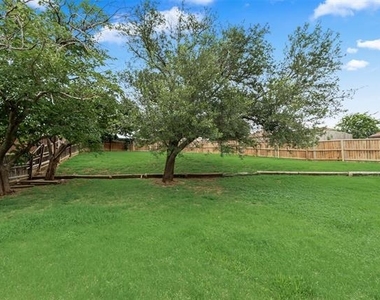 1732 Delaford Court - Photo Thumbnail 28