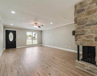 1732 Delaford Court - Photo Thumbnail 6