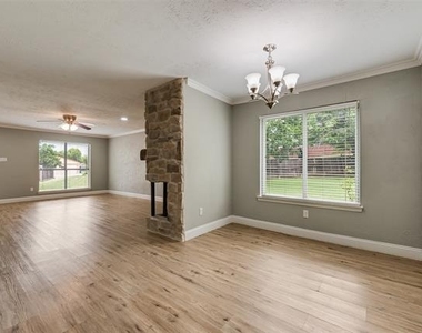 1732 Delaford Court - Photo Thumbnail 7