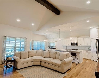 5733 Legacy Drive - Photo Thumbnail 8