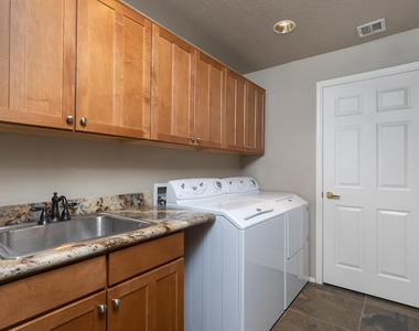 19700 N 76th Street - Photo Thumbnail 15