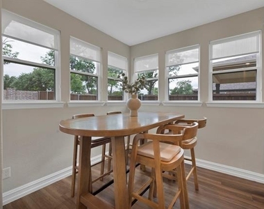 758 Creekwater Lane - Photo Thumbnail 8