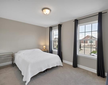 758 Creekwater Lane - Photo Thumbnail 19