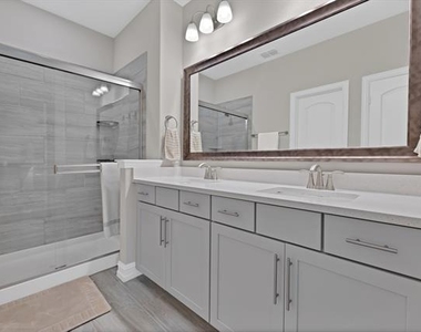758 Creekwater Lane - Photo Thumbnail 13