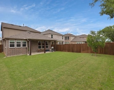 758 Creekwater Lane - Photo Thumbnail 24
