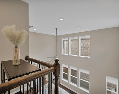 758 Creekwater Lane - Photo Thumbnail 20