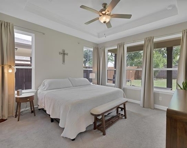 758 Creekwater Lane - Photo Thumbnail 11