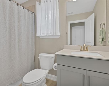 758 Creekwater Lane - Photo Thumbnail 18