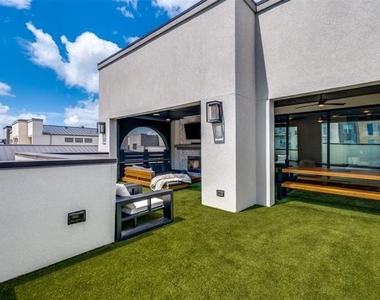 7820 Merit Lane - Photo Thumbnail 34