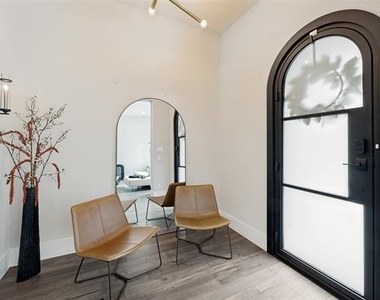 7820 Merit Lane - Photo Thumbnail 2