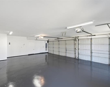 1109 Travis Court - Photo Thumbnail 36