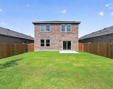 2122 Prairie Lane - Photo Thumbnail 24