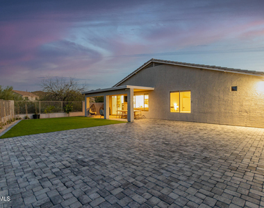 6404 W Black Hill Road - Photo Thumbnail 26